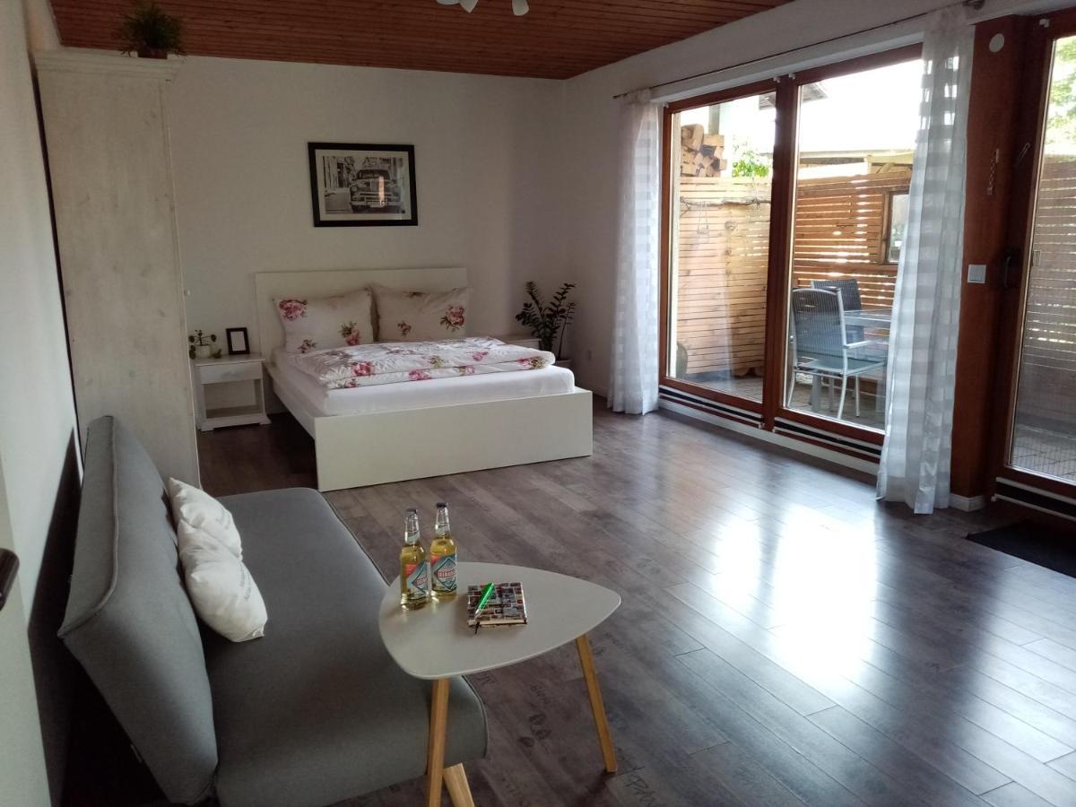 Schoene Einzimmer Wohnung Zwischen Bodensee Und Allgaeu 노이킬흐 외부 사진